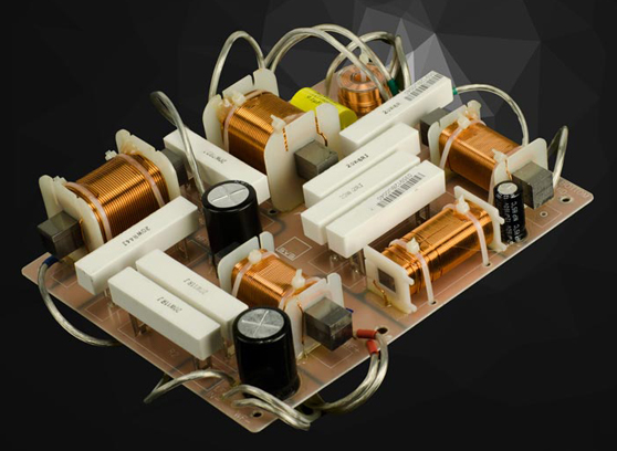 SVS Prime Bookshelf - cecha 2